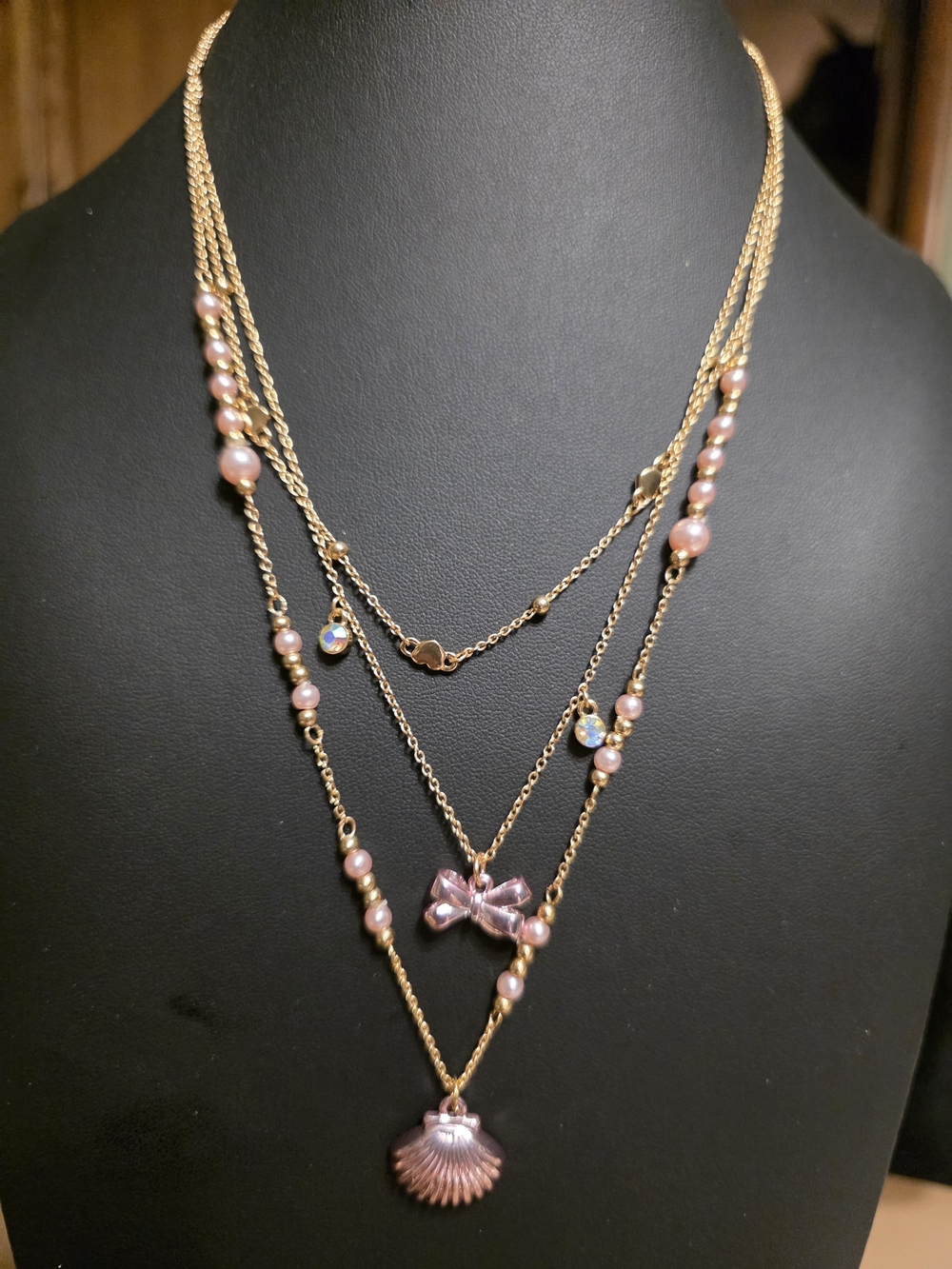 #277 Women’s Layered Pink Pearl & Gold Necklace - NWOT